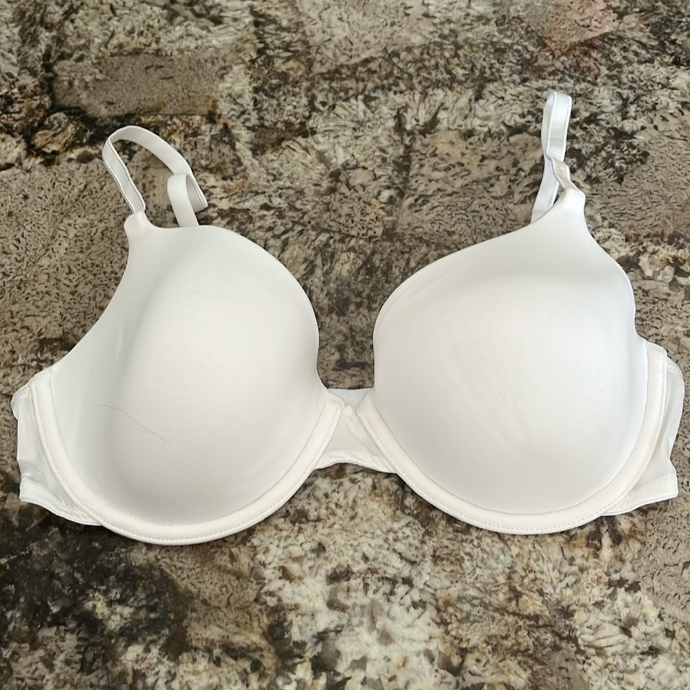 Calvin Klein white bra, size 36C, good condition.